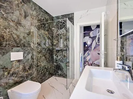 Luxury Olive Garden With Private Pool Apartman *
